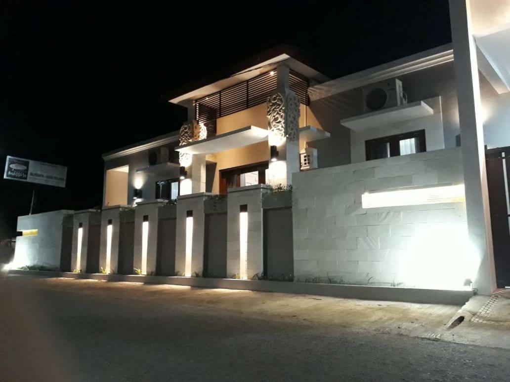 Imperial Villa Syariah Γιογκιακάρτα Εξωτερικό φωτογραφία