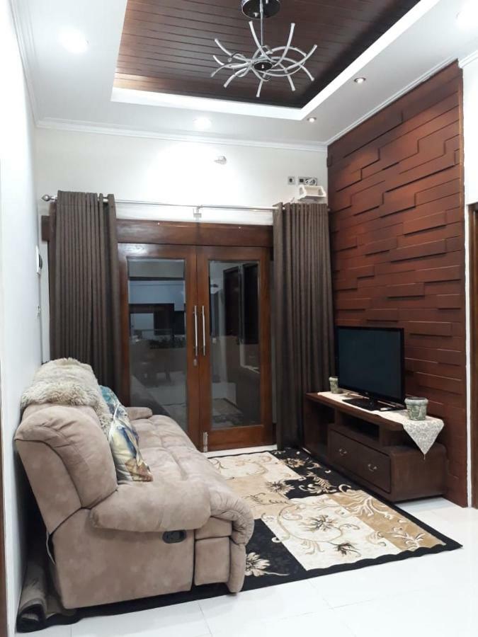 Imperial Villa Syariah Γιογκιακάρτα Εξωτερικό φωτογραφία
