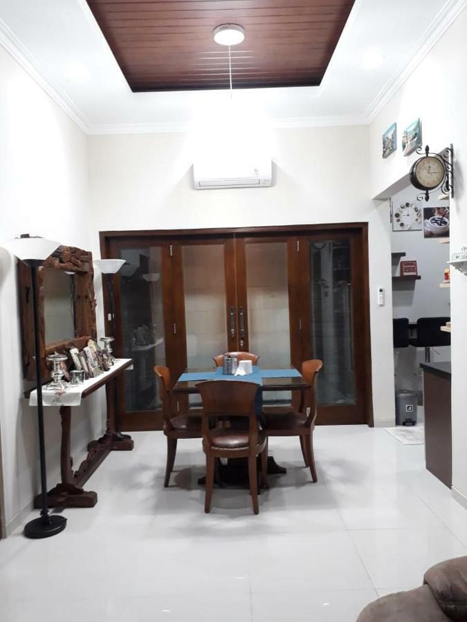 Imperial Villa Syariah Γιογκιακάρτα Εξωτερικό φωτογραφία