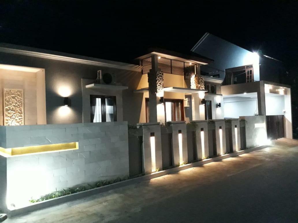Imperial Villa Syariah Γιογκιακάρτα Εξωτερικό φωτογραφία