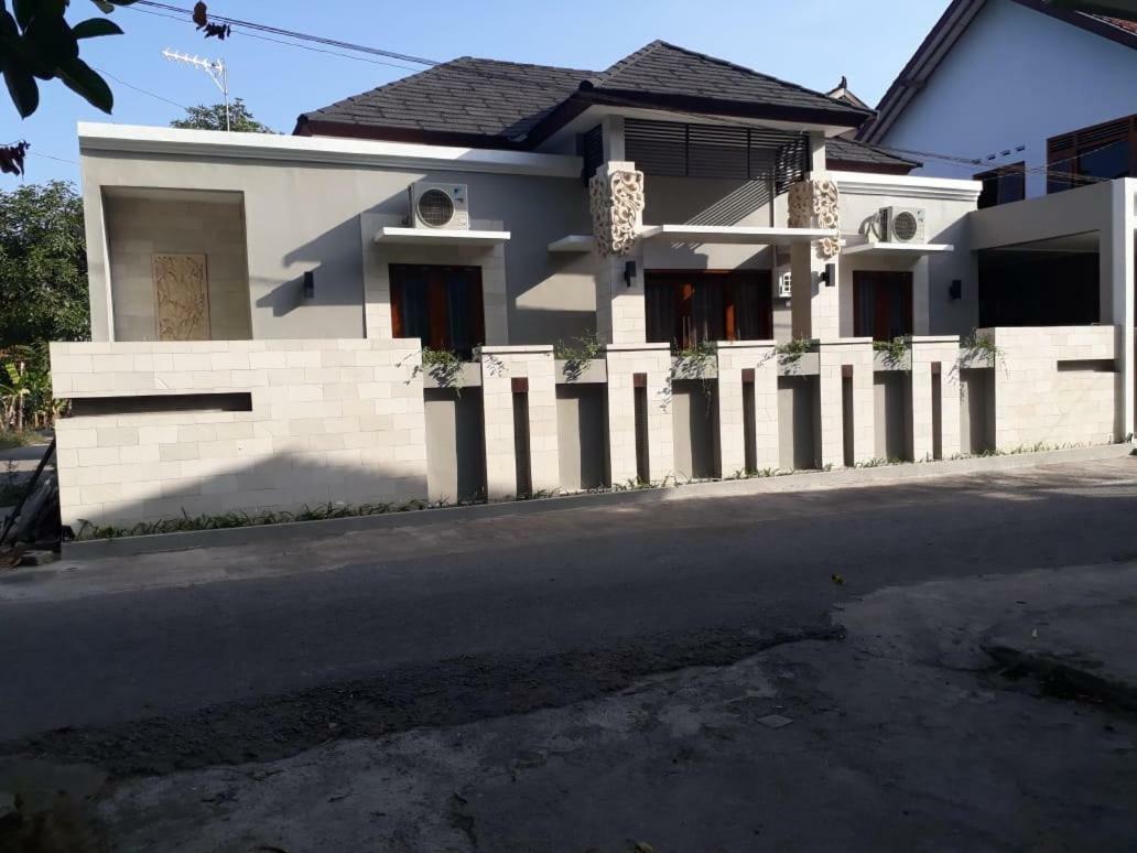 Imperial Villa Syariah Γιογκιακάρτα Εξωτερικό φωτογραφία